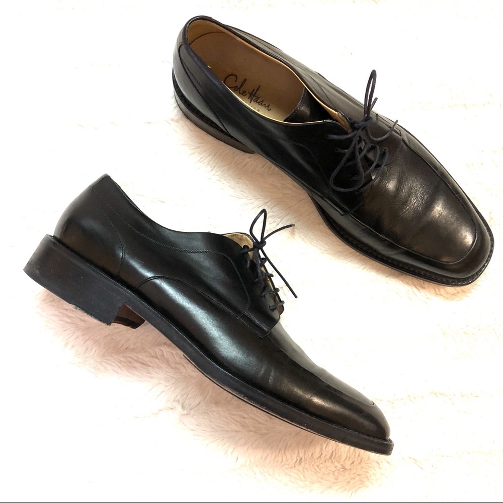 Cole Haan Black Leather Apron Toe Dress Shoes